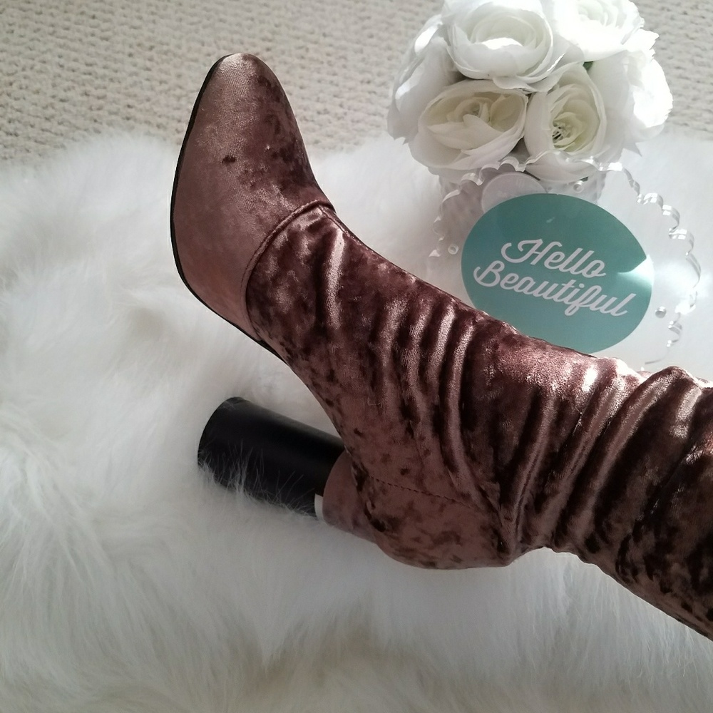 🌺 Public Desire - Brown crush velvet sock boot